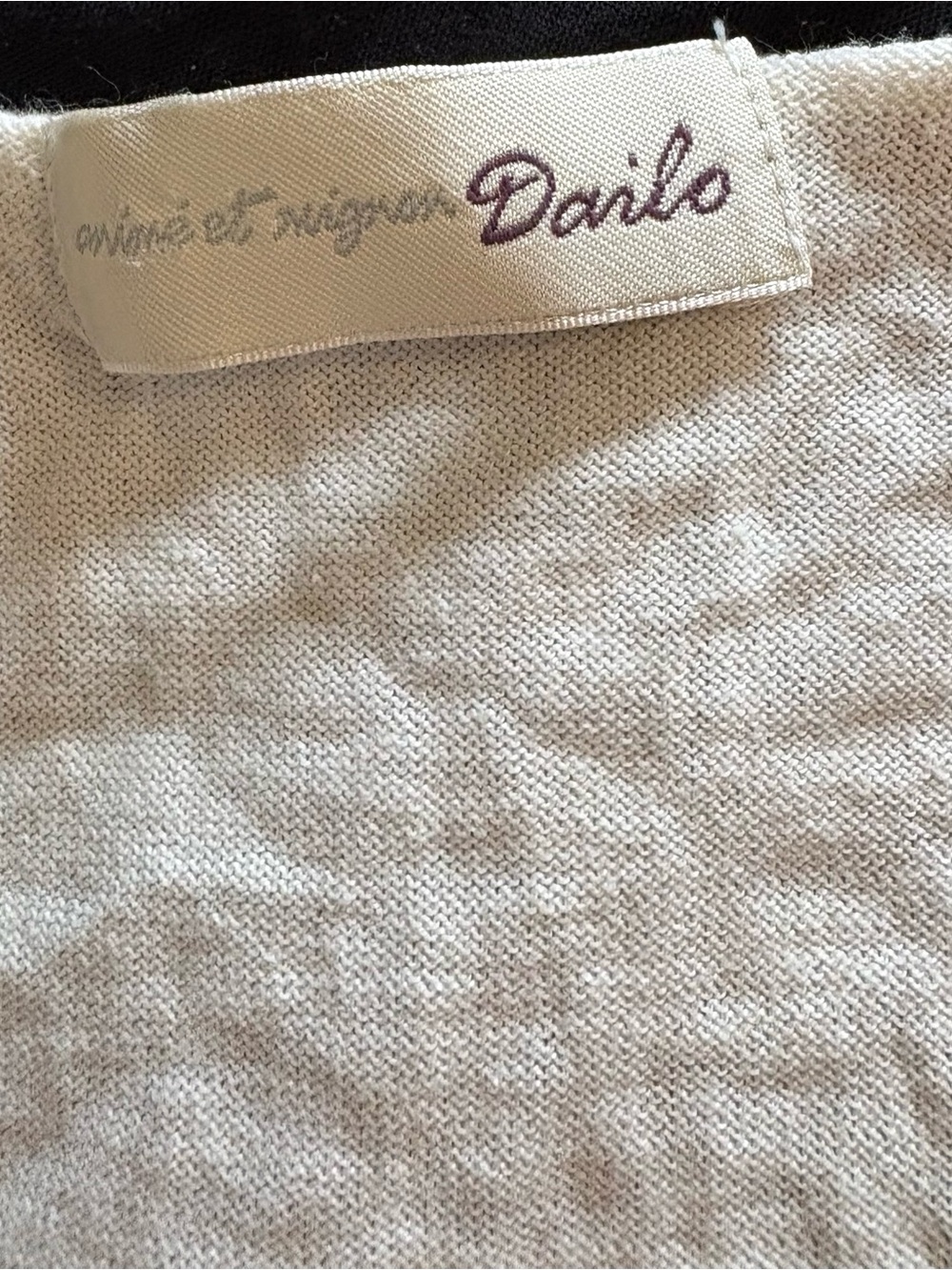 White Knit V-Neck Button Front Tank - Picture 5 of 6